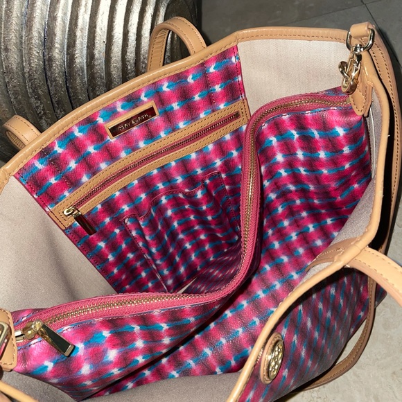 Tory Burch Tote Bag - Picture 4 of 4